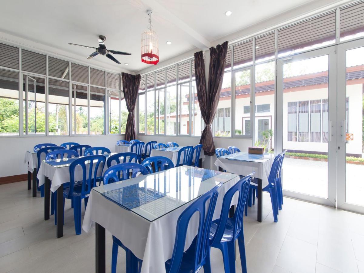 Oyo 44124 De Langkawi Resort And Convertion Centre Ayer Hangat المظهر الخارجي الصورة