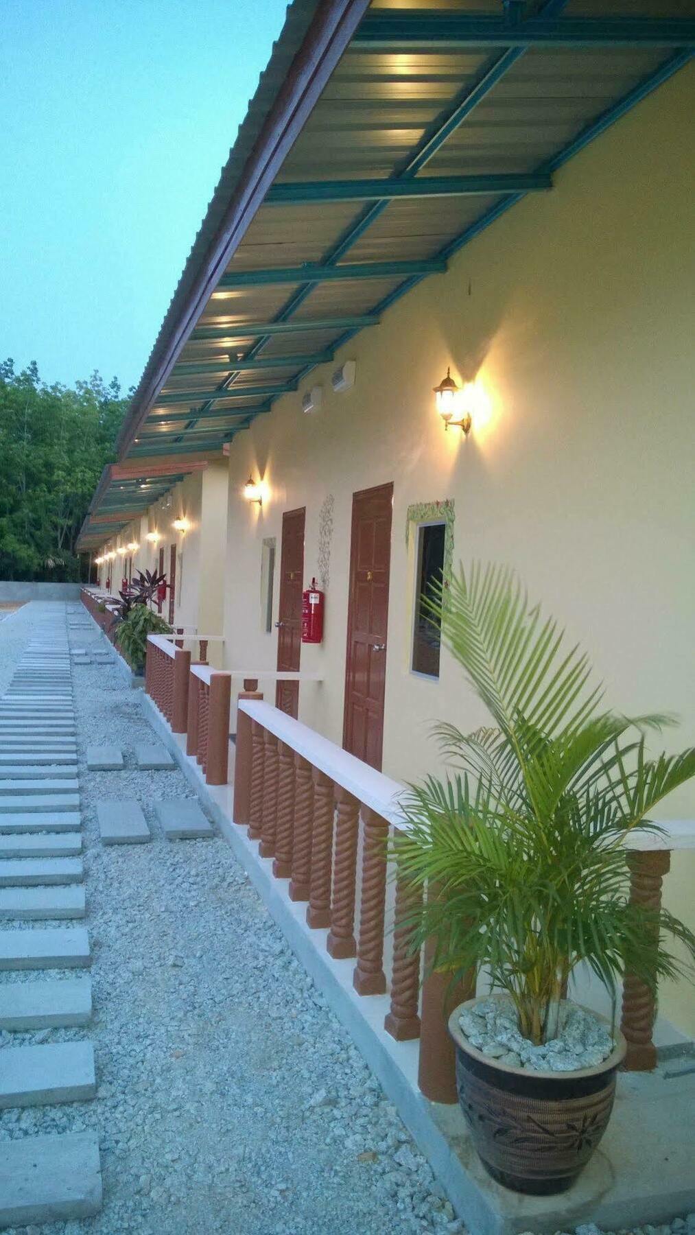 Oyo 44124 De Langkawi Resort And Convertion Centre Ayer Hangat المظهر الخارجي الصورة
